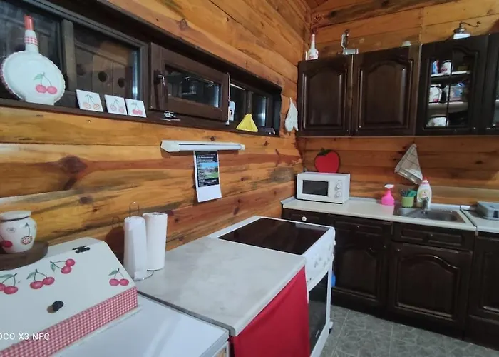 Brvnara Anamarija Semesterbostad *