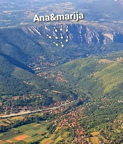 Brvnara Anamarija * Manastir